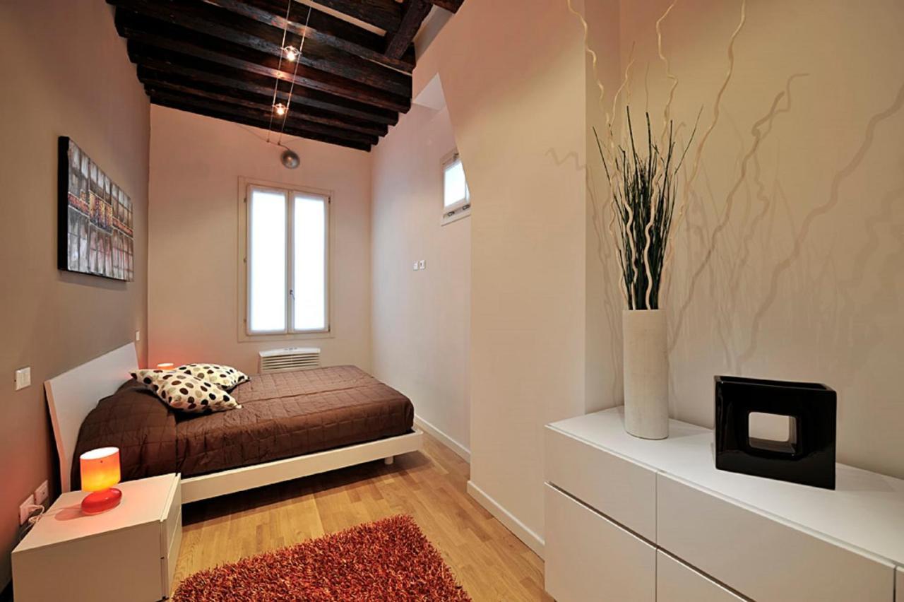 Garden Apartments Венеция Екстериор снимка