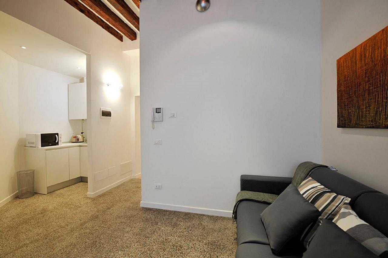 Garden Apartments Венеция Екстериор снимка
